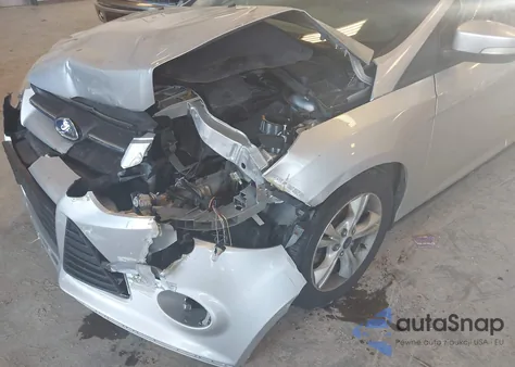 2014 Ford Focus Se z USA, uszkodzony, nr VIN 1FADP3F20EL429254